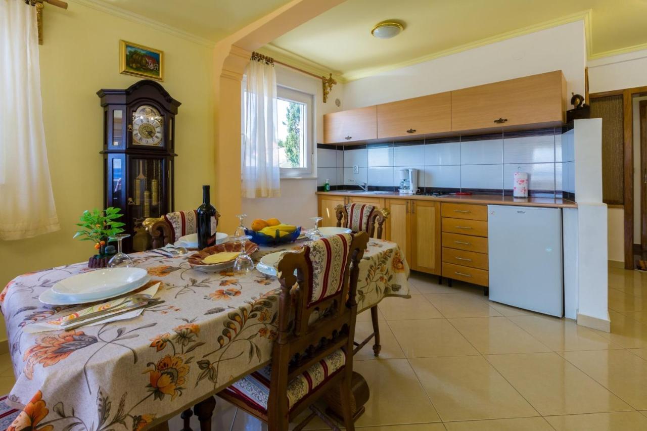 Mali Marino Selce Apartman Kültér fotó