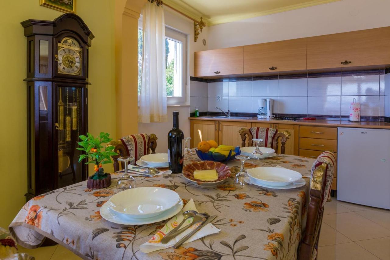 Mali Marino Selce Apartman Kültér fotó